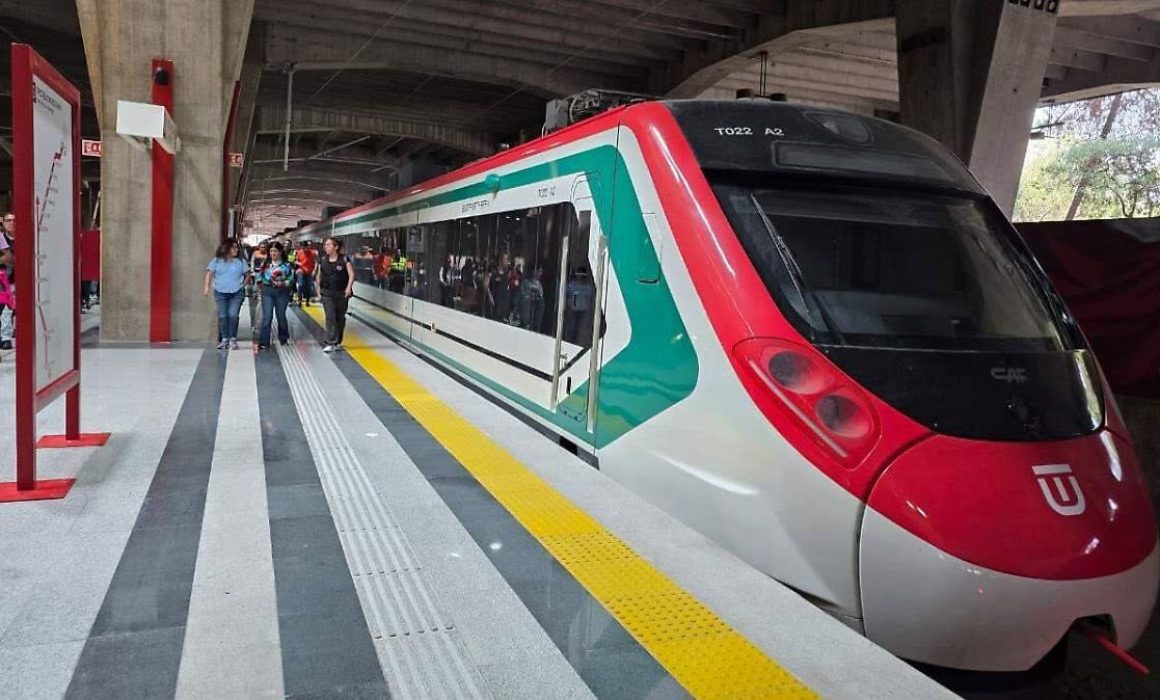 Aumenta uso del tren al AIFA por llegada de turistas del Mundial