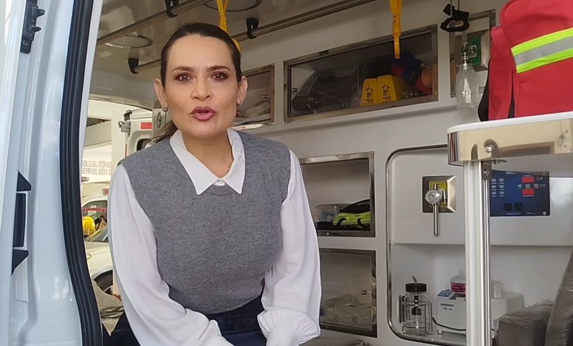 Beneficia Tianguistenco a familias con nueva ambulancia equipada