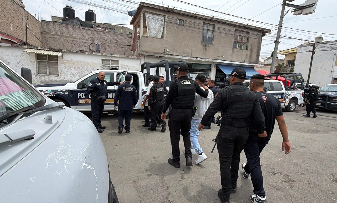 Cae presunta banda dedicada al robo de agua en Ecatepec