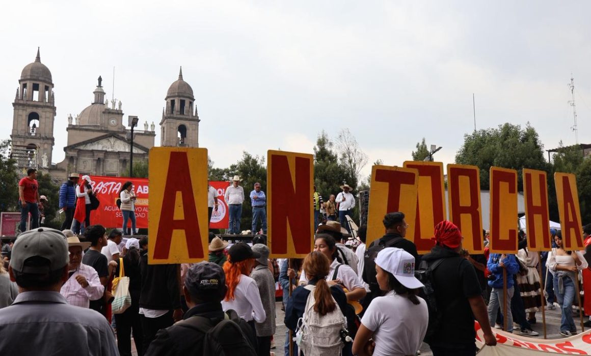 Colapsa el centro de Toluca por marcha de Antorcha Campesina