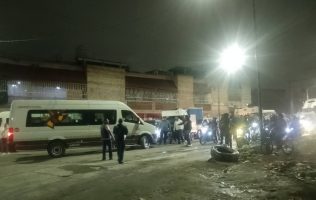 Colapsan transportistas accesos a Chimalhuacán por líder detenido