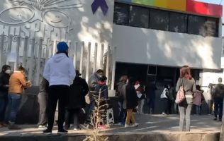 Denuncian que hospital no entrega a niña por adeudo de 13 mil pesos