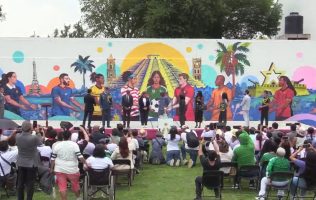 Desata emoción en Cuautitlán la llegada del trofeo del Mundial 2026 