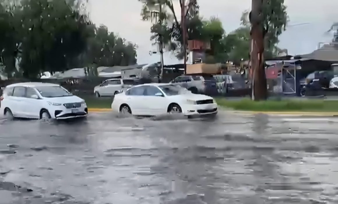 Desatan críticas contra gobierno municipal las inundaciones en Texcoco