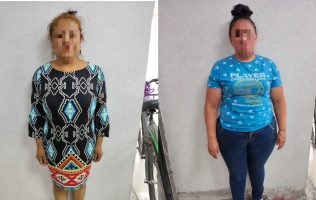 Detienen a 2 mujeres tras robo con violencia en Tlalnepantla