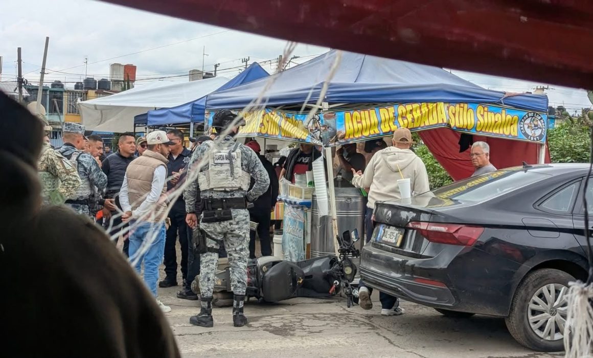 Disparan a hombre en mercado de Izcalli; iba junto a su esposa