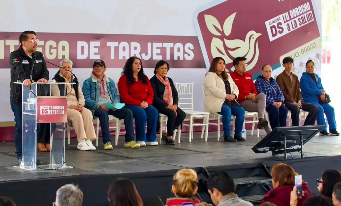 Entregan en Cuautitlán Izcalli tarjetas para ampliar acceso a salud