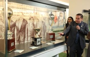 Exhibe PJEdomex historias mundialistas en muestra archivística