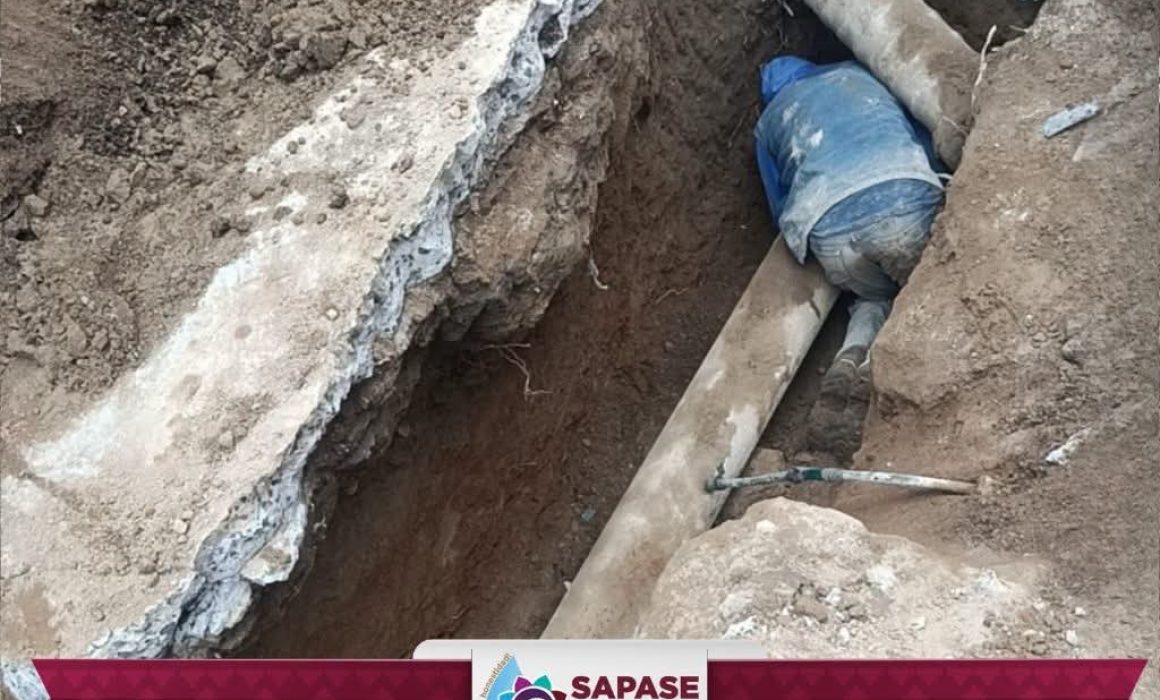 Fuga deja con baja presión de agua a 7 comunidades de Ecatepec