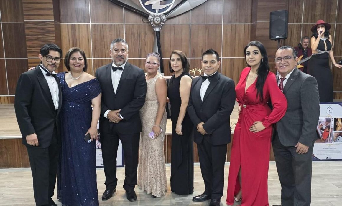 Galardonan a presidenta del DIF Coacalco por labor institucional
