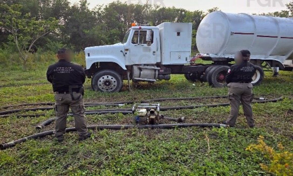 Inhabilita FGR 3 tomas clandestinas y asegura 19 mil litros de combustible