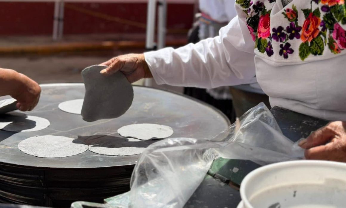 La Feria del Pato conquista paladares y llena San Pedro de los Baños