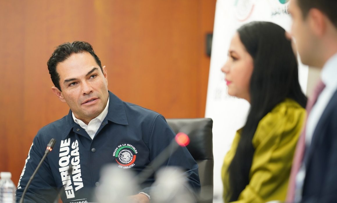 Promueve Enrique Vargas estrategia conjunta contra la inseguridad