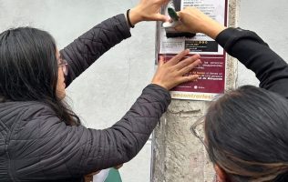 Protestan madres buscadoras en el Nemesio Diez previo al juego de México