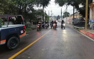 Provoca deslave cierre de carretera Río Hondo en Huixquilucan