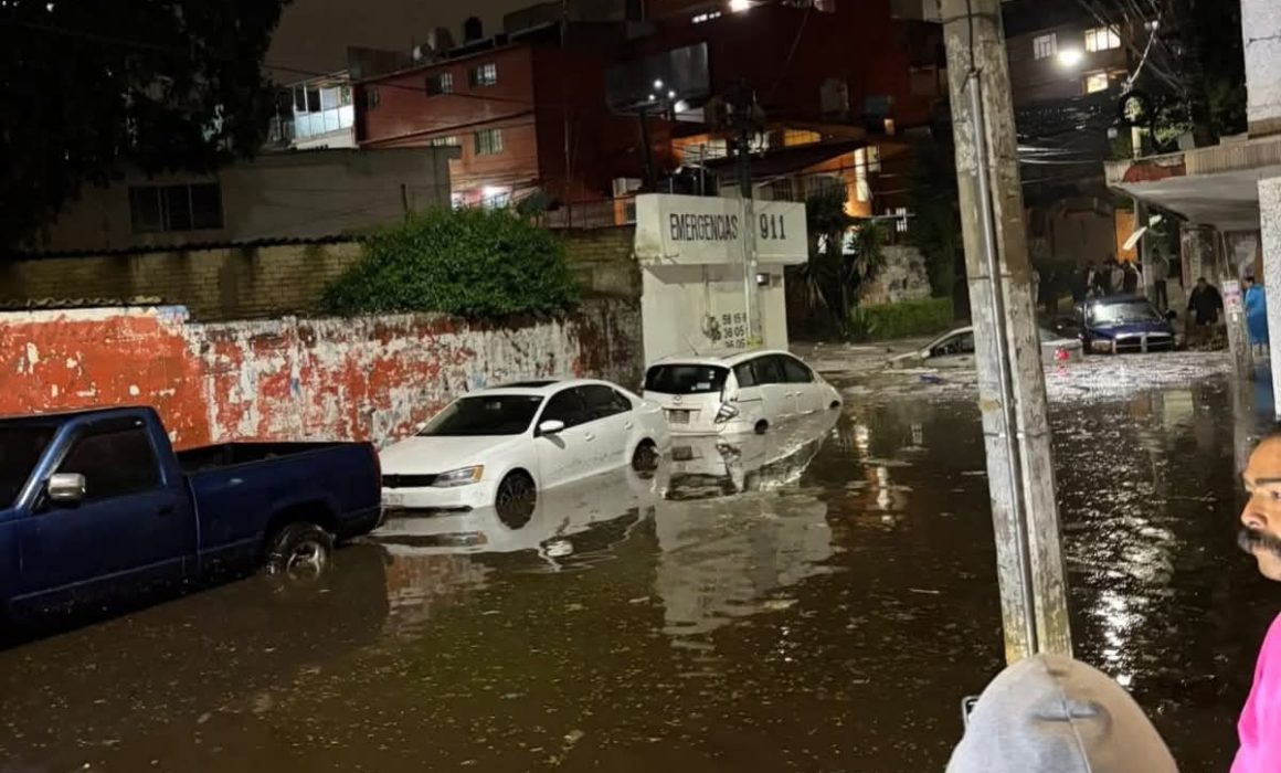 Reabre Huixquilucan vialidades tras desbordamiento del río San Joaquín