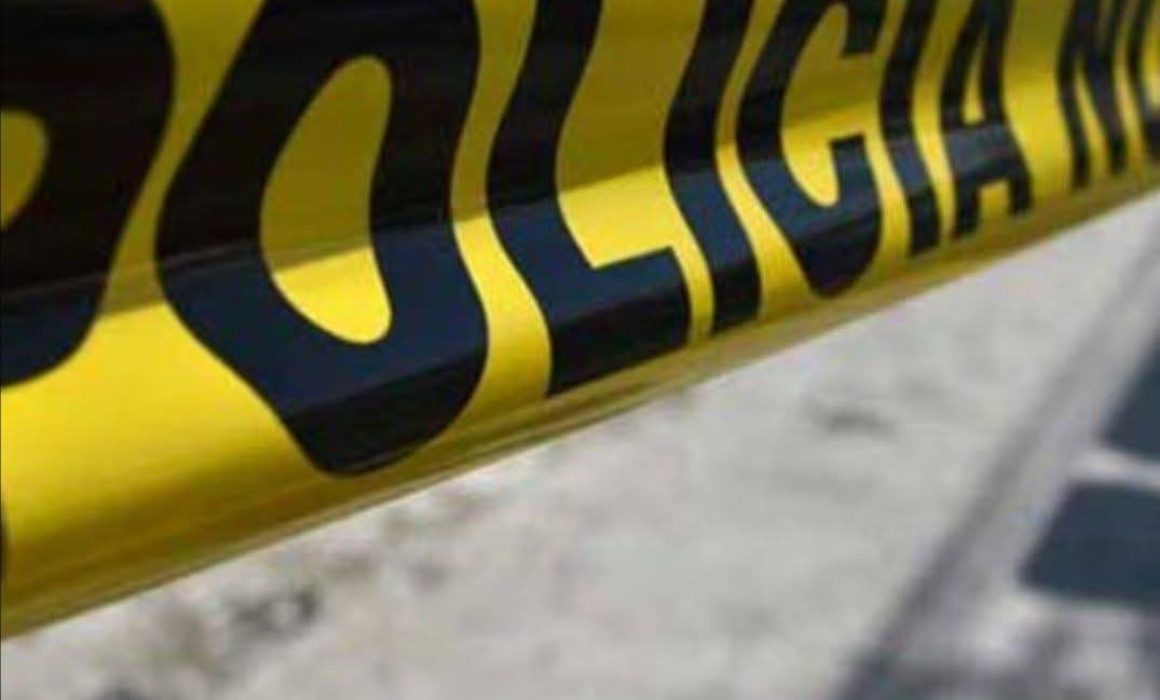 Registran accidente en Camino Viejo a Coatepec; hay 1 muerto y 1 herido