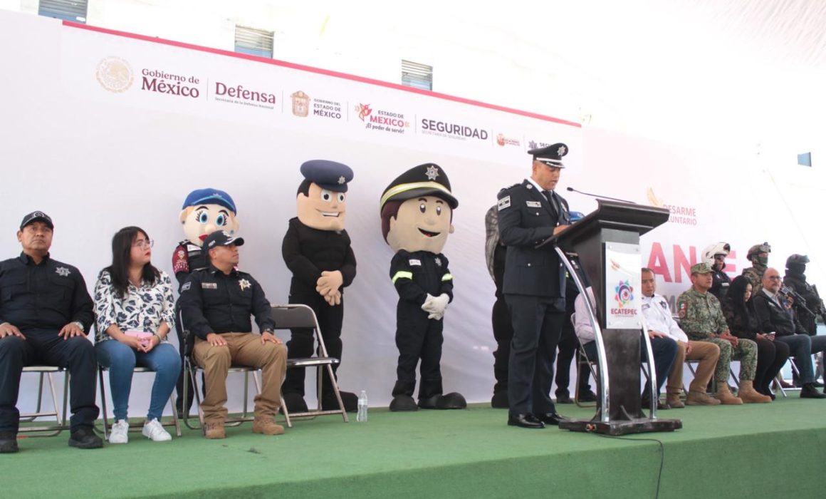Retiran 218 armas y 353 granadas con programa de canje en Edomex