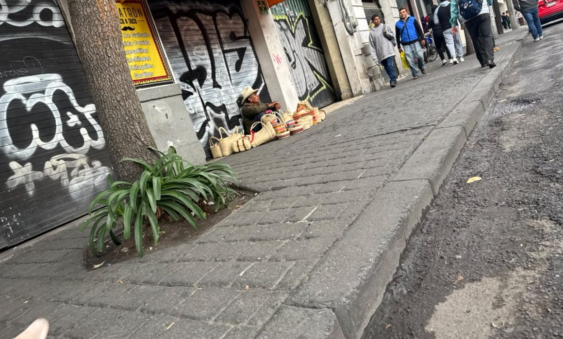 Se desborda el comercio informal en el centro de Toluca