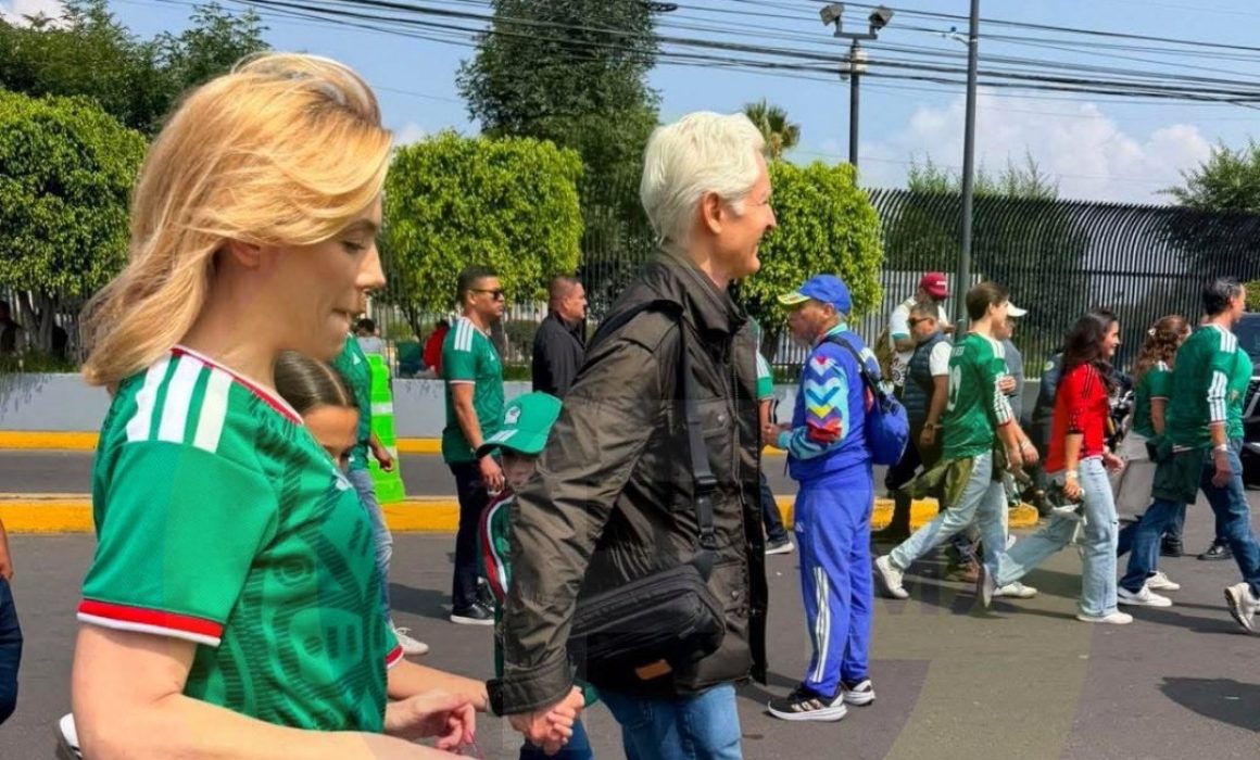 Se une Alfredo de Mazo, ex gobernador del Edomex a fiebre del Mundial