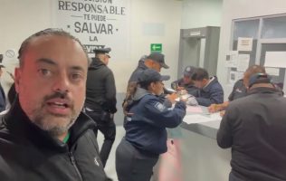Termina en torito de Toluca exdiputado Gerado Lamas; acusa malos tratos