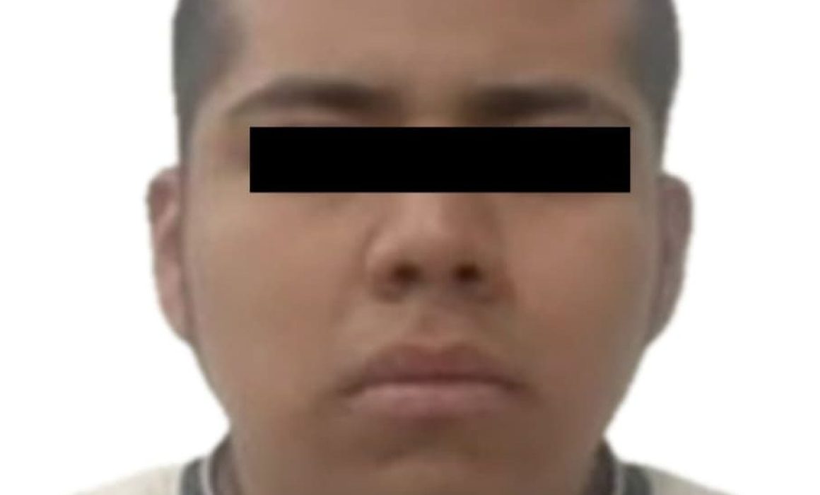 Vinculan a integrante de Los Vallarta por triple homicidio en Ecatepec