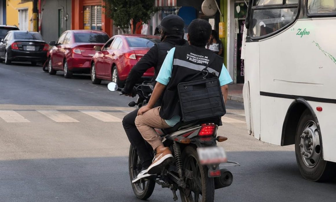 Violan reglamento de tránsito empleados del ayuntamiento de Texcoco