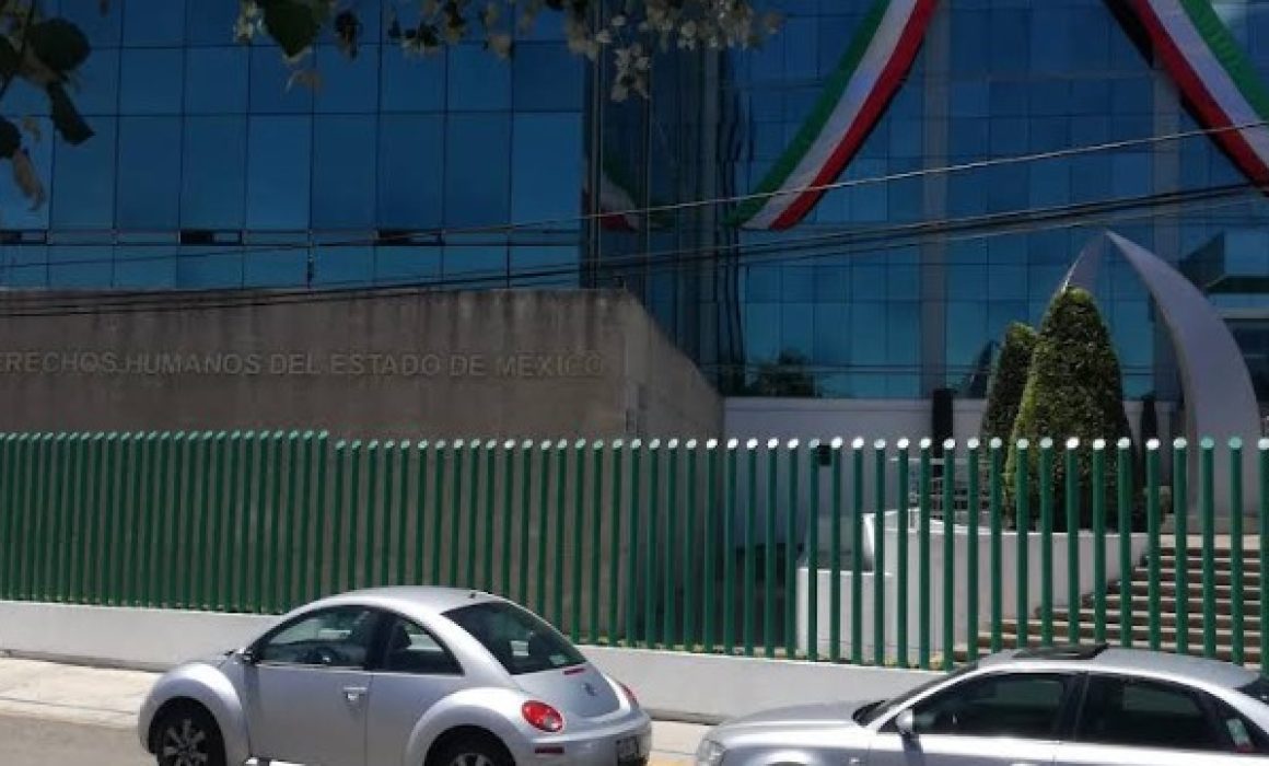 denuncian violencia, acoso y retención forzada