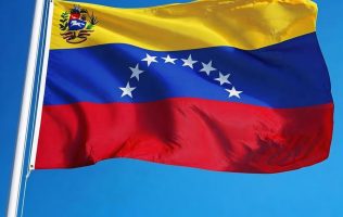 Abrazan desde Teoloyucan a Venezuela y abren centro de acopio