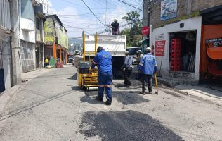 Acelera Huixquilucan reparación de calles afectadas por época de lluvias