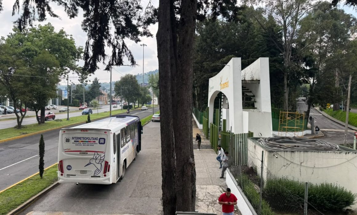 Alertan por presencia de motorratones armados en zona de CU en Toluca