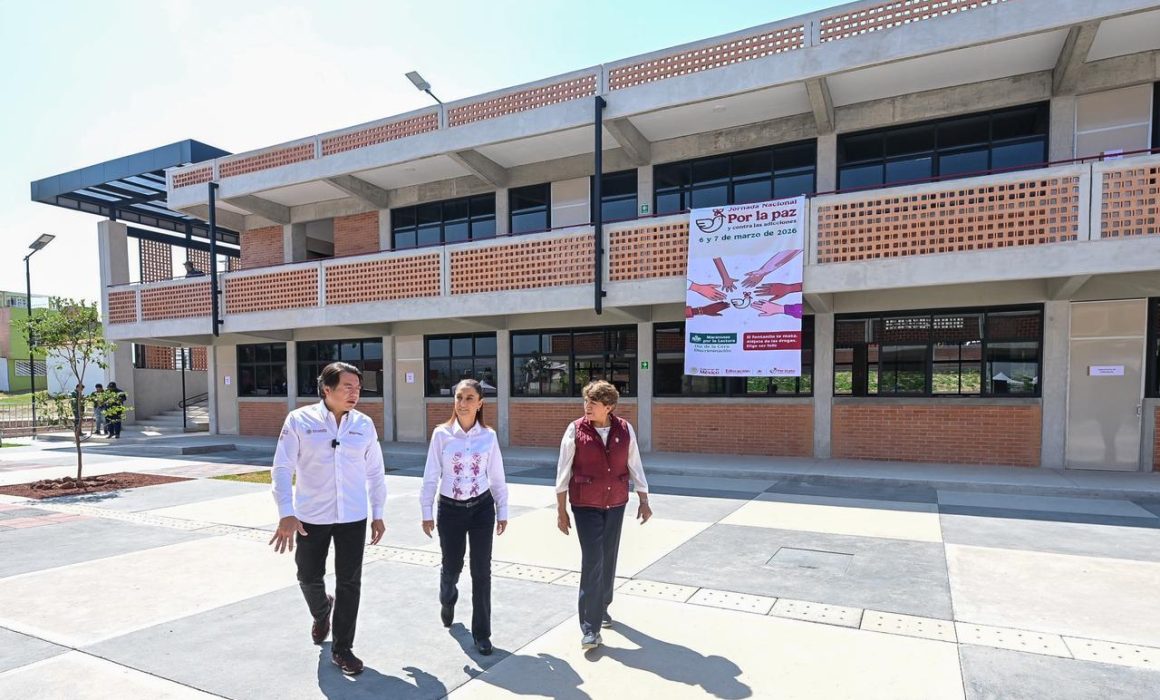 Ampliarán bachillerato para casi 14 mil jóvenes del Edomex