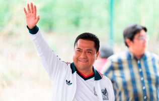 Aparece Miguel Benito entre los favoritos de Morena en Chimalhuacán