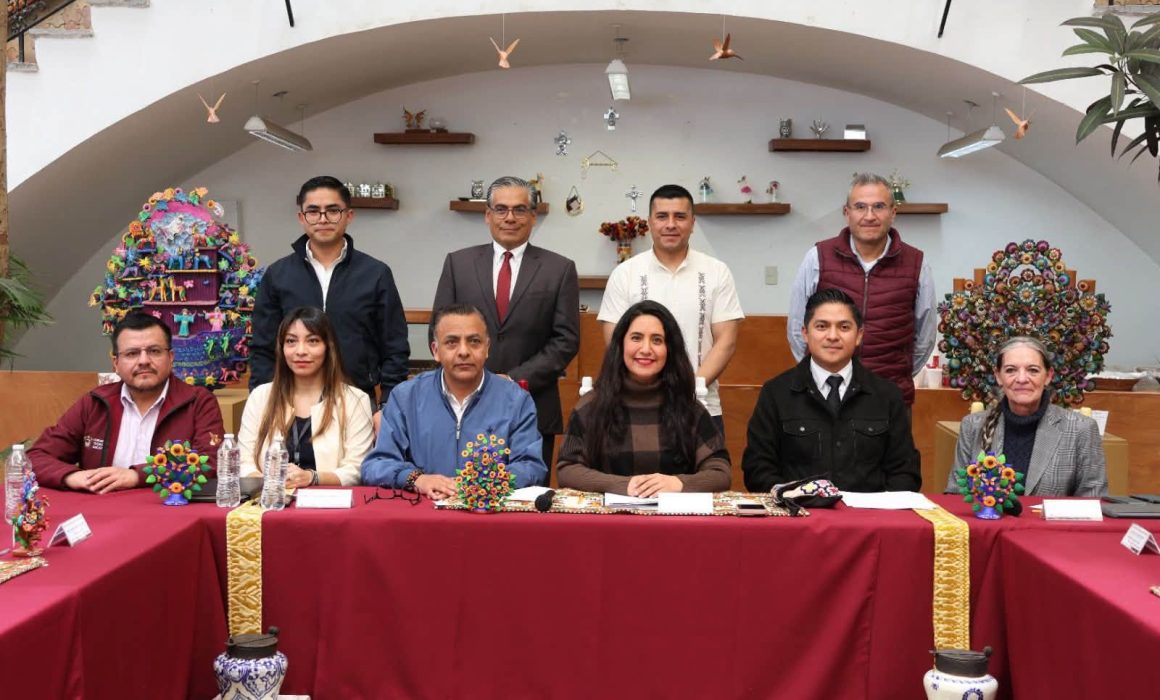 Apoyarán con 3,600 pesos a los artesanos mexiquenses.
