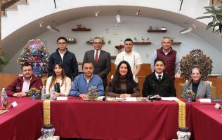 Apoyarán con 3,600 pesos a los artesanos mexiquenses.