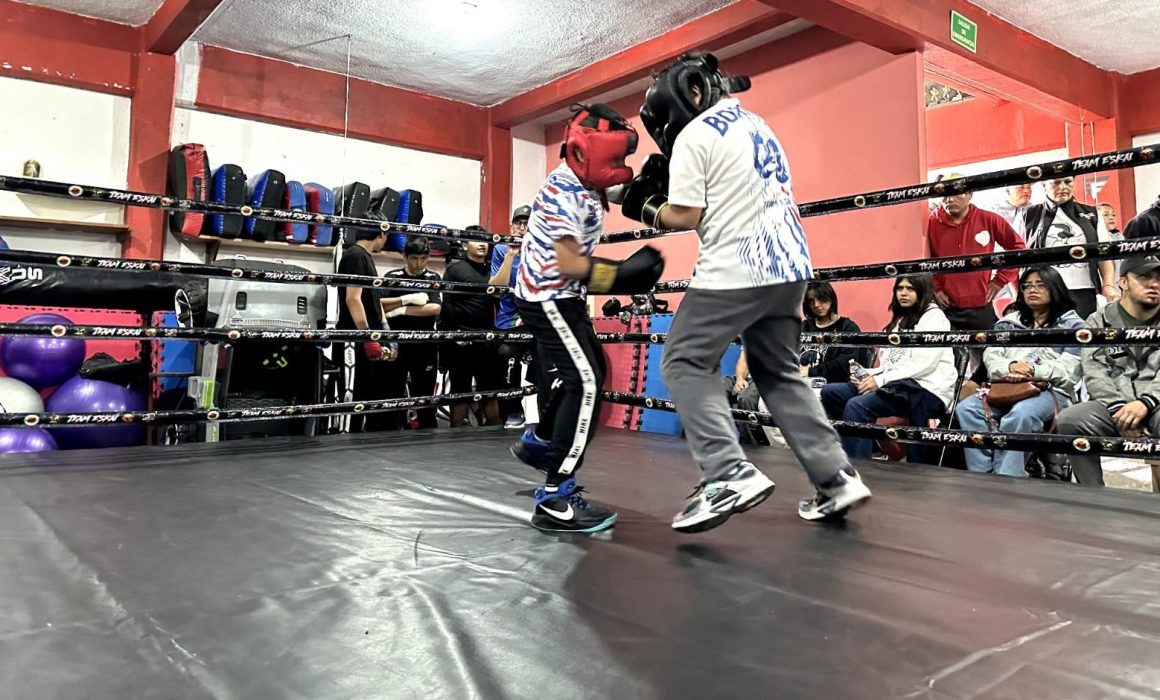 Apuesta Naucalpan por el box para alejar a jóvenes de las adicciones