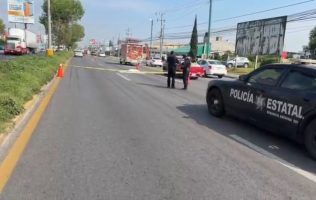Arrollan a hombre cerca del Aeropuerto de Toluca; el responsable huyó