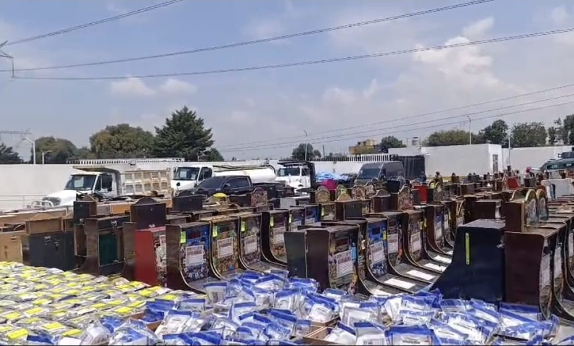 Asegura FGJEM más de 2 mil 700 tragamonedas en una semana de operativo