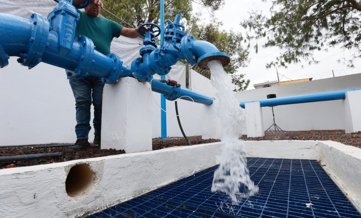 Avanza la transformación en Ecatepec con pavimentación y red de agua