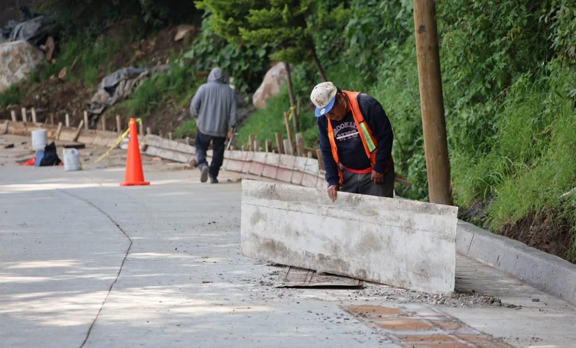 Beneficia Huixquilucan a 5 comunidades con obra en avenida Arboledas
