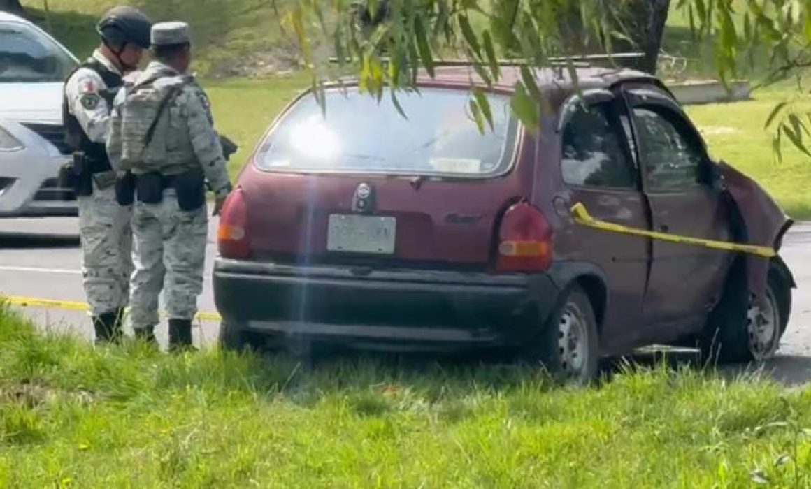 Cae presunto feminicida, dejó cuerpo en cajuela tras choque en Toluca
