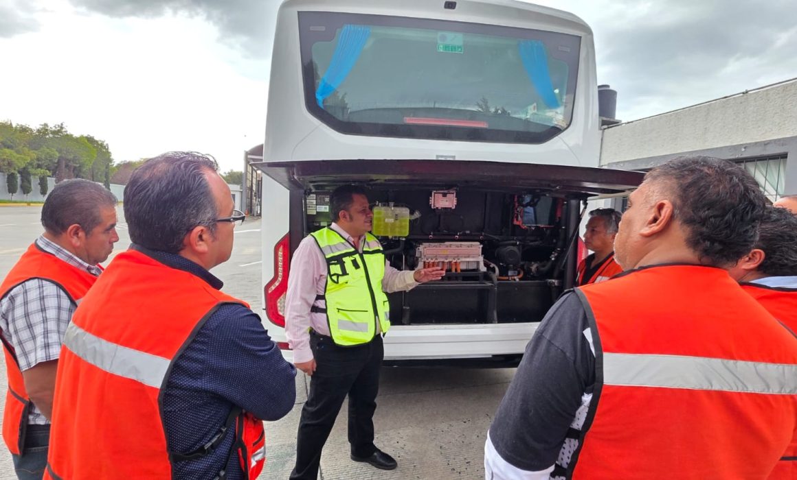 Capacitan a transportistas mexiquenses para operar el futuro Mexibús 5