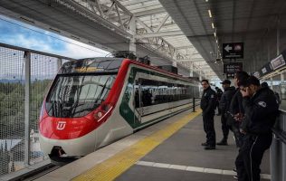 Conoce las nuevas tarifas de estacionamiento del Tren El Insurgente
