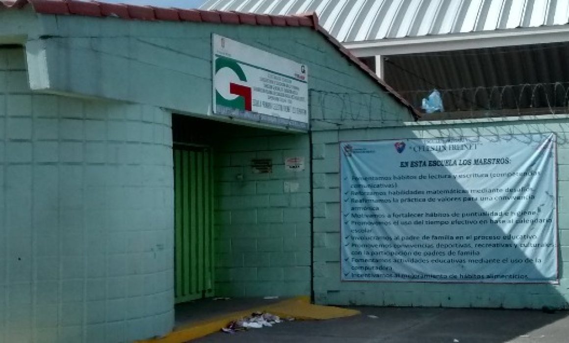 Dan libertad a profesor detenido en operativo policial de Ixtapaluca