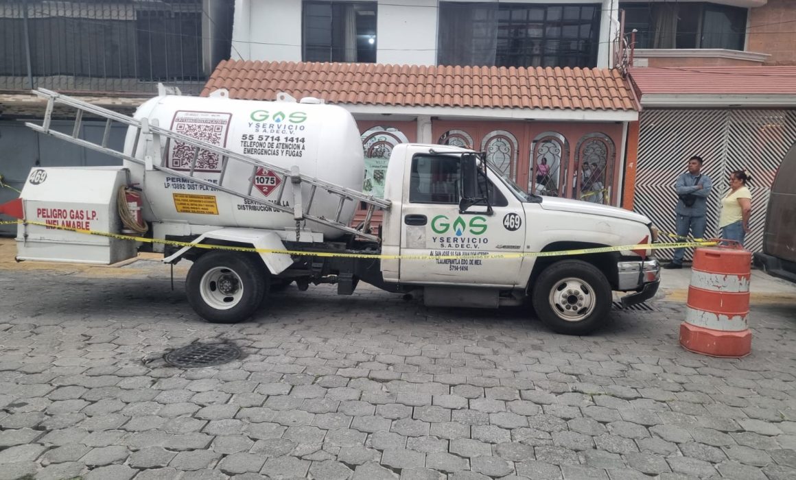 Deja explosión de gas en Nezahualcóyotl una persona muerta y otra grave