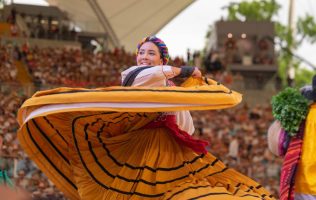 Deslumbra la octava de La Guelaguetza en Oaxaca 1