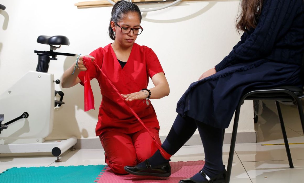 Destacan rol de la fisioterapia en la recuperación de la salud