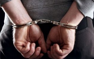 Detienen a hombre con aparente arma artesanal en Cuautitlán Izcalli