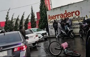 Embiste taxista alcoholizado a mujer e hijo en Chalco
