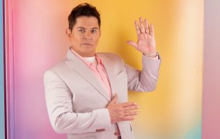 Entra Ernesto Laguardia a La Casa de los Famosos; repiten conductores